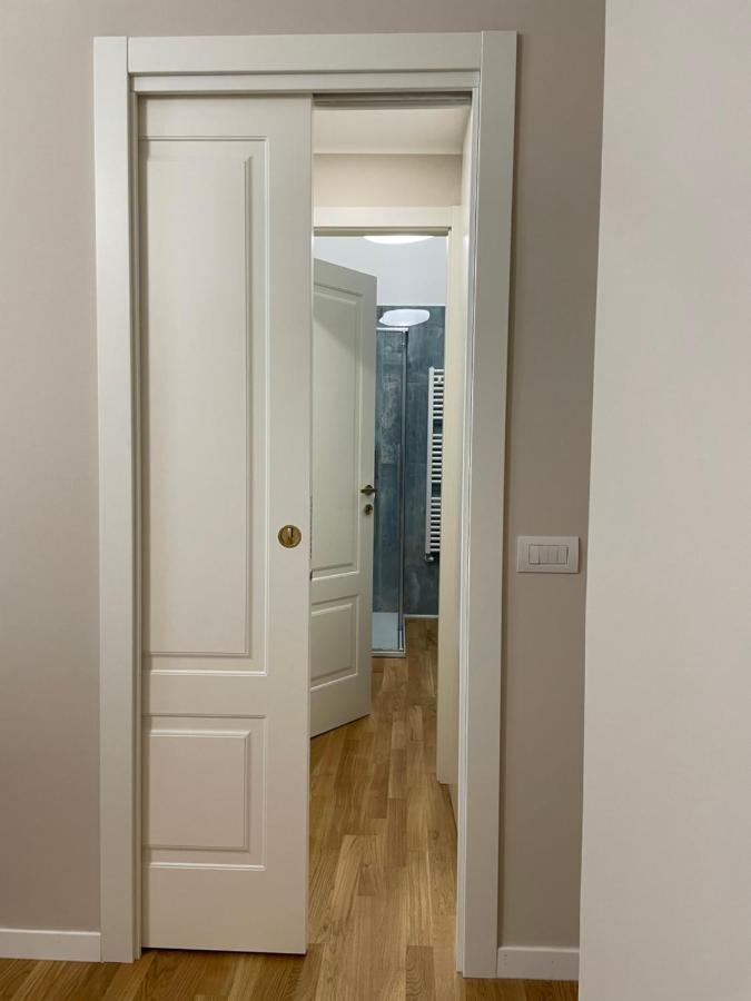 Regina By The Blue Twins Apartments Milano Екстериор снимка